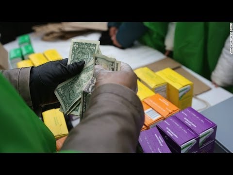 13 Year Old Girl Sells Girl Scout Cookies Outside Medical Marijuana Retail Shop | BREAKING STORY