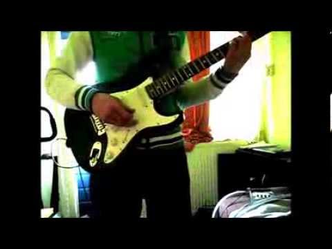 The Police - Walking on the Moon Guitar Cover