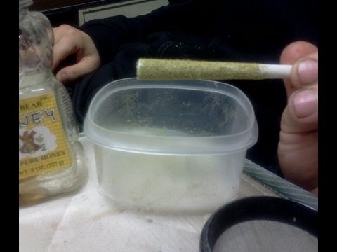 How to fill a Raw Cone with Purple Grandaddy Kush!
