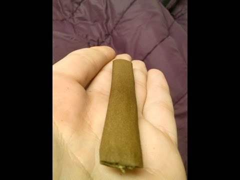 Roll a Blunt with Roaches, Clove, and Scissors!